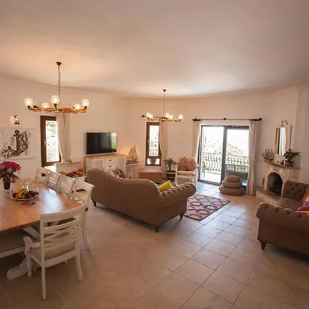 Villa Fleming - A Sea View Paradise Kaş