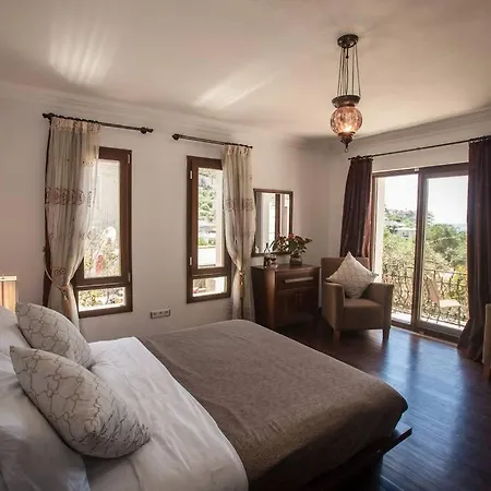 Fleming - A Sea View Paradise Villa *