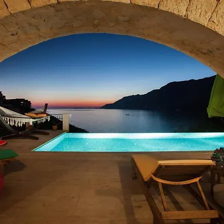 Fleming - A Sea View Paradise