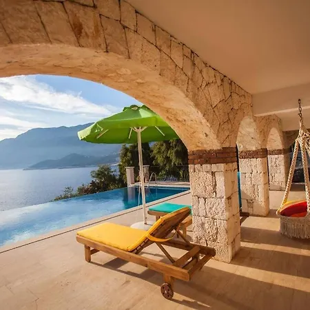 Fleming - A Sea View Paradise Villa