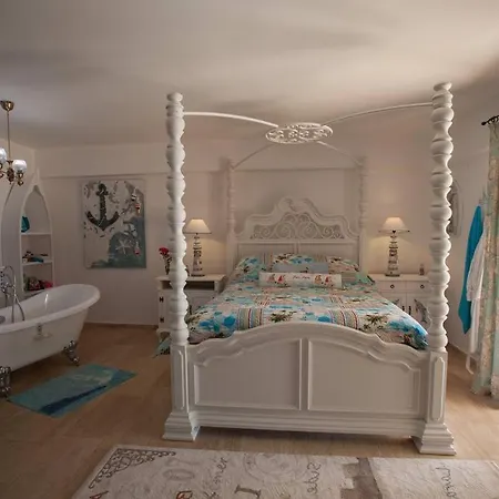 Fleming - A Sea View Paradise Villa *